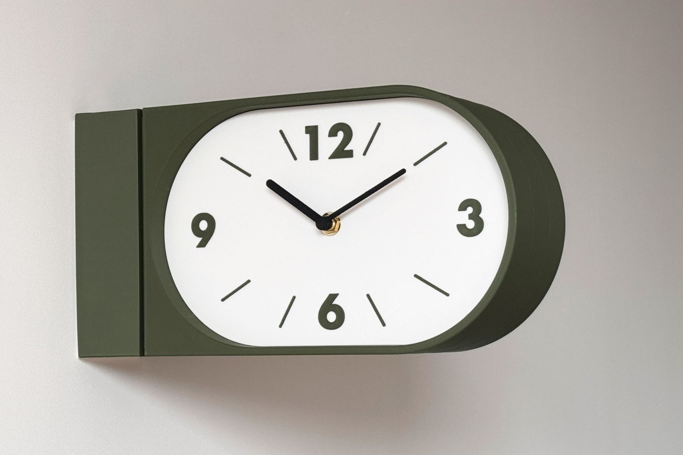 Настенные двусторонние часы, оливковые