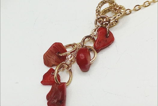 Подвеска (кулон) из коралла