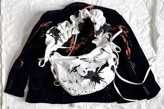 Сумка ручной работы из 100% хлопка с уникальным дизайном и авторской росписью с регулируемыми ручками.