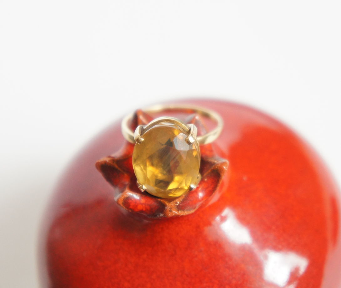 Кольцо золото желтый топаз Бразилия винтаж