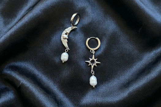 Серьги Космические тела (серебристые)