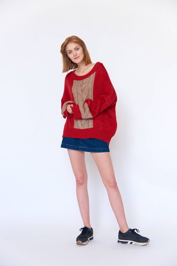Красный свитер оверсайз с косой