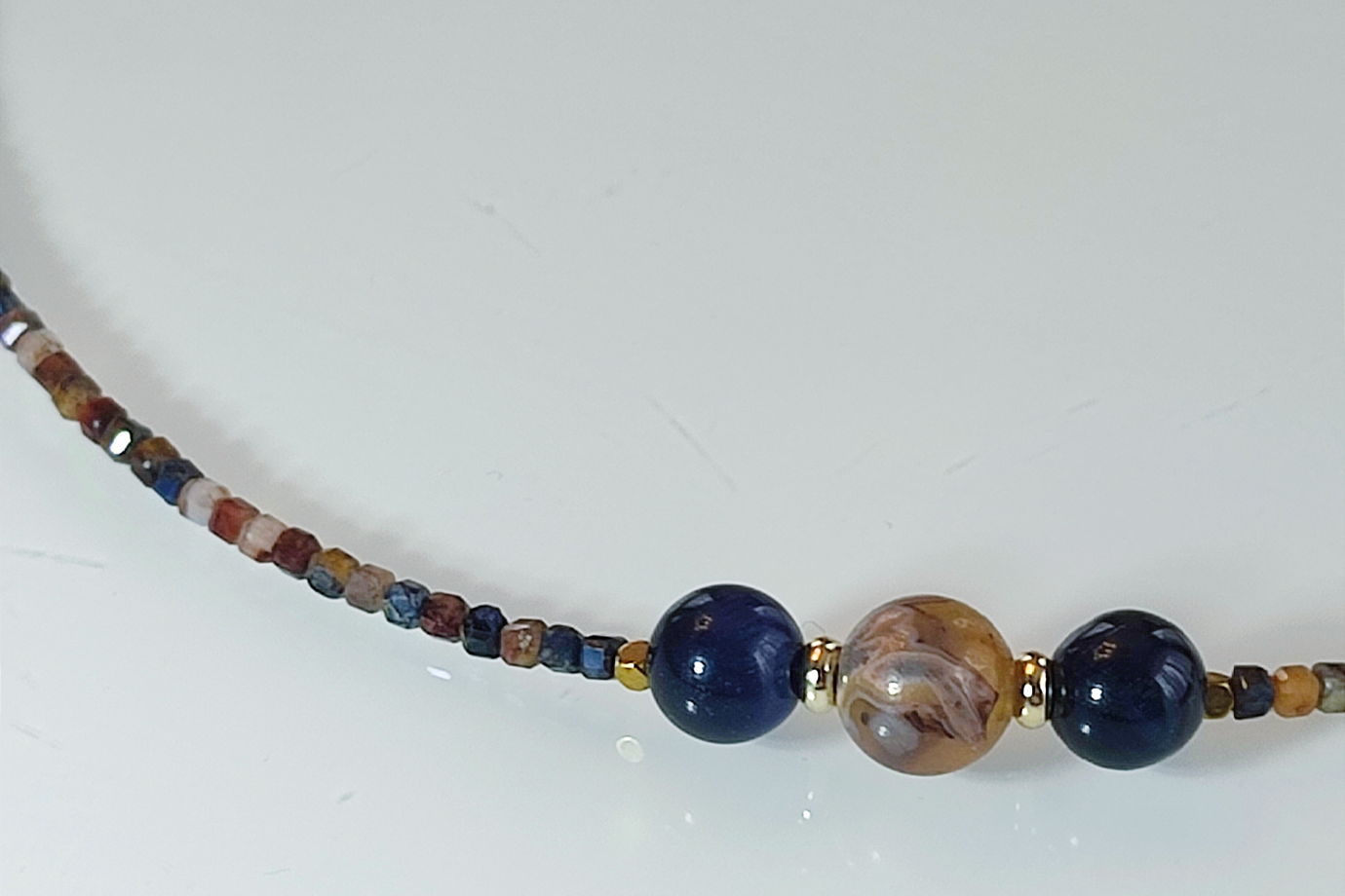 Чокер из петерсита