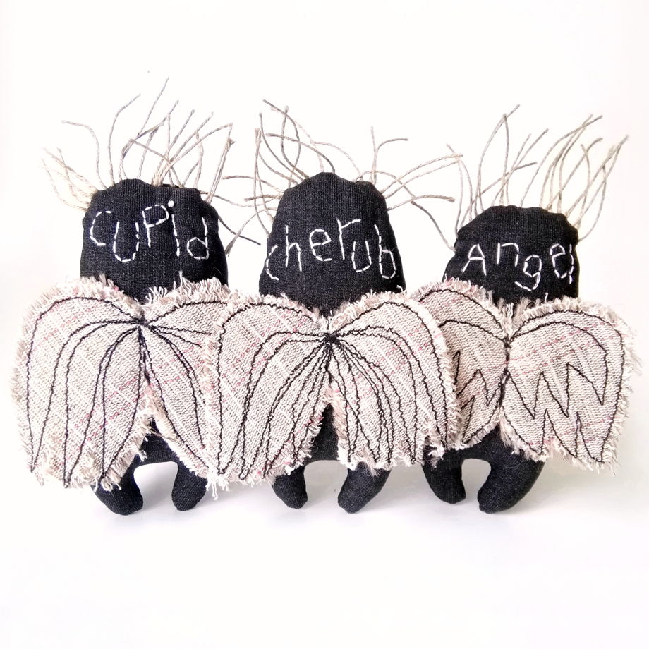 Набор из трёх забаных текстильных ангелов ручной работы