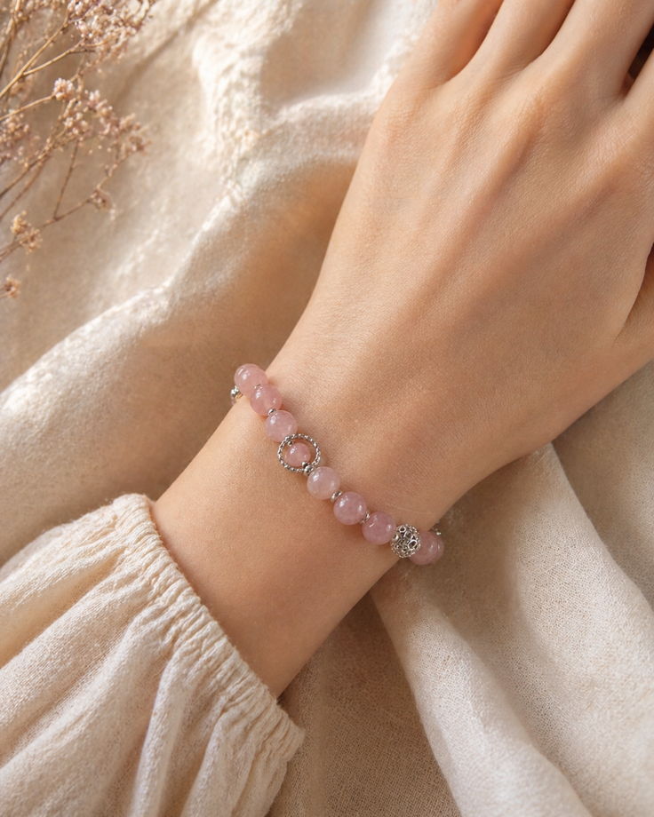 Браслет из розового мадагаскарского кварца