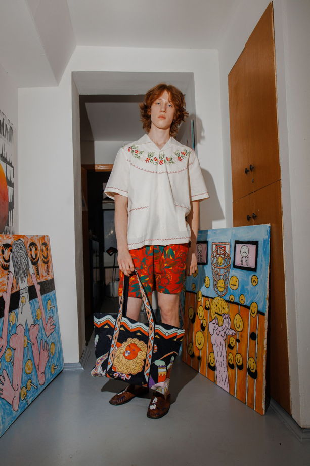 Рубашка с Красными Ягодами/Red Berries Short Sleeve Shirt