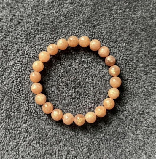 Браслет из натурального солнечного камня Ani.g.bracelets