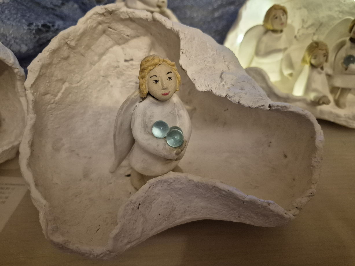 Ангел в облаках. Керамика