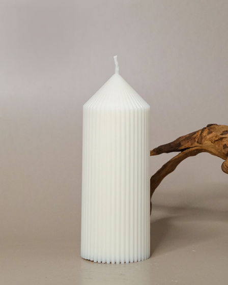 Свеча интерьерная «Tower» в молочном цвете
