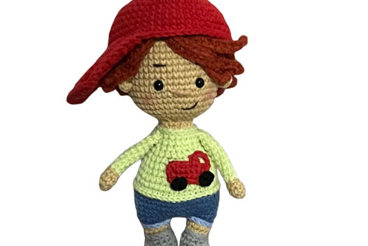 Вязаный крючком  мальчишка (ручная работа)