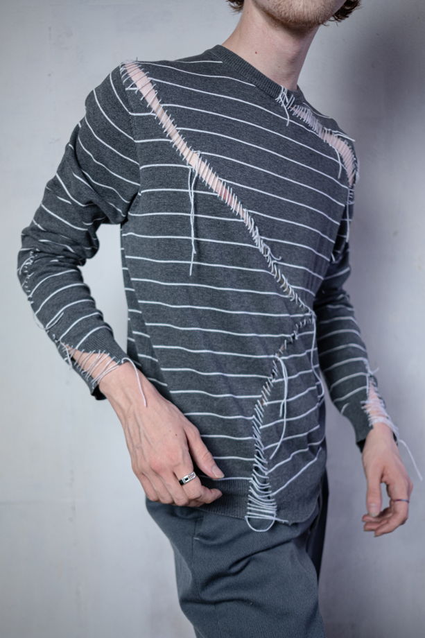 19 pieced pullover (пуловер из деталей-заплаток)