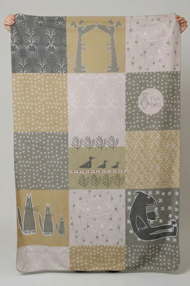 Двусторонний флисовый плед «Бежевый коллаж»  100х150 см для уютных вечеров