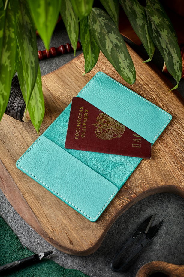 Обложка для паспорта кожаная бирюзовая флотар HELFORD Cover 1.1