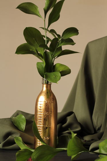 Трогательная золоченая ваза из винтажной бутылочки для кормления | Bloom 143