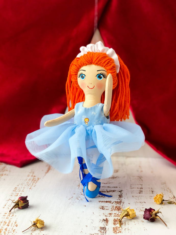 Текстильная игровая кукла "Балерина"