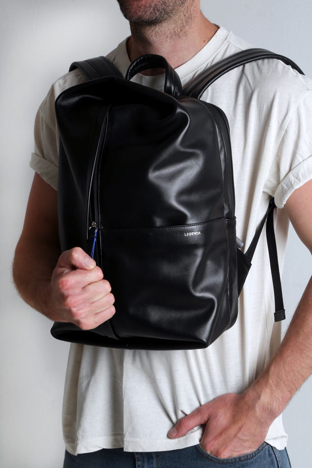 Кожаный рюкзак с отделением для ноутбука