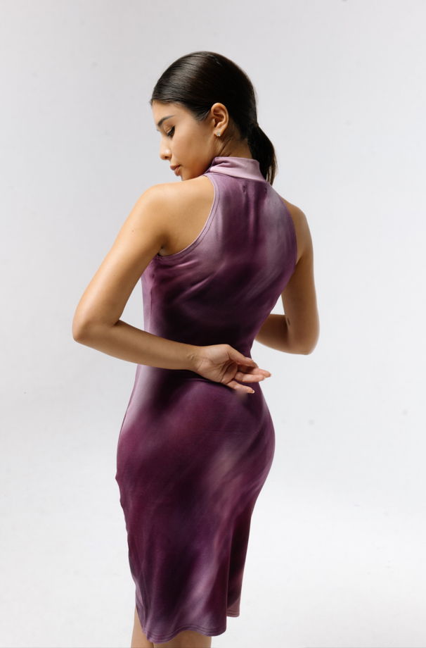 Короткое платье purple