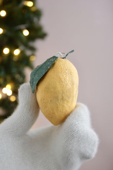 Ватная игрушка на ёлку «Лимон»