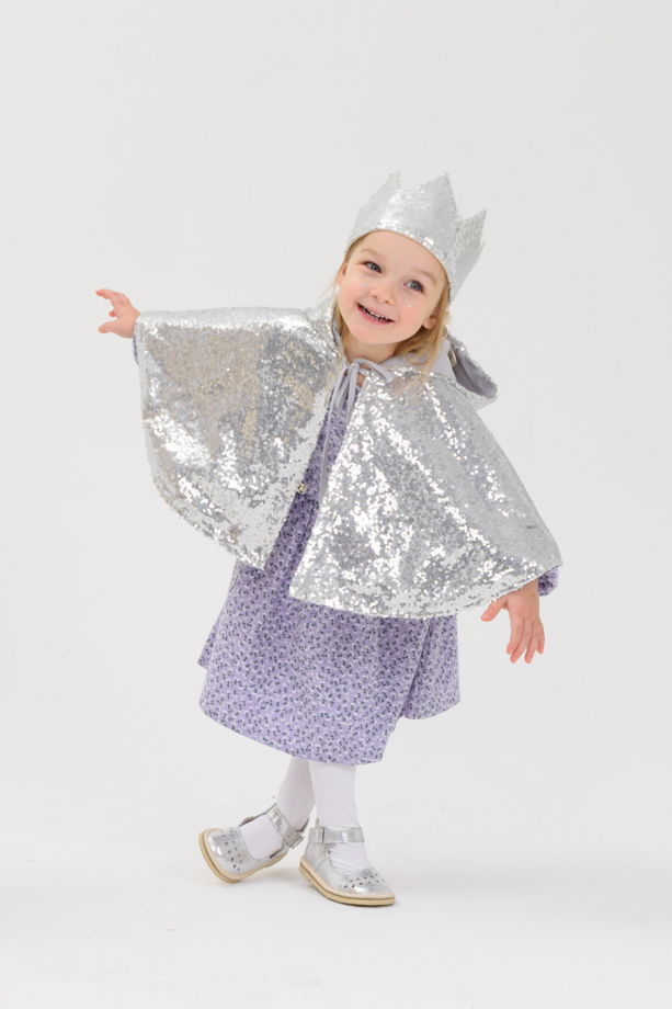 Карнавальный костюм принцессы Серебро с короной и волшебной палочкой