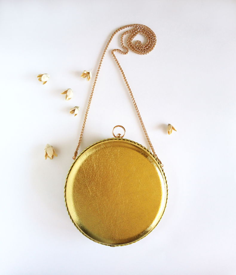 Клатч круглый золотой из натуральной кожи Golden Circle