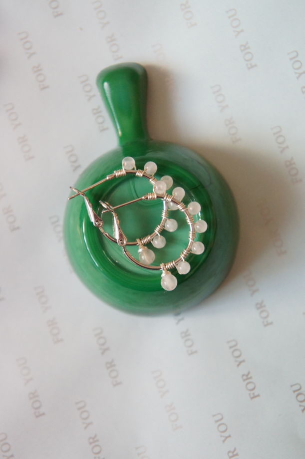 Серьги кольца конго плетеные с розовым кварцем