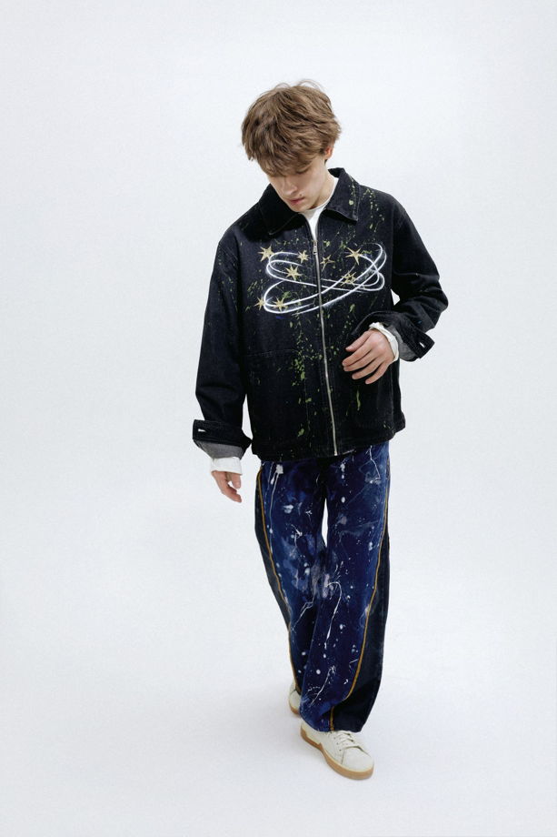 Куртка "Головокружение" черная из 100% хлопка с росписью, нанесенной вручную.