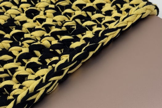 Чехол для ноутбука MacBook 13” и 14” черно-желтый