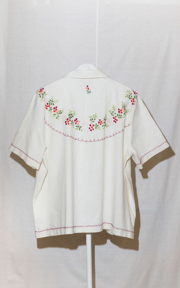 Рубашка с Красными Ягодами/Red Berries Short Sleeve Shirt