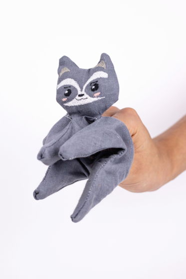 Кукла перчатка  «Пальцеши» Енотик, Лен, 21 см.