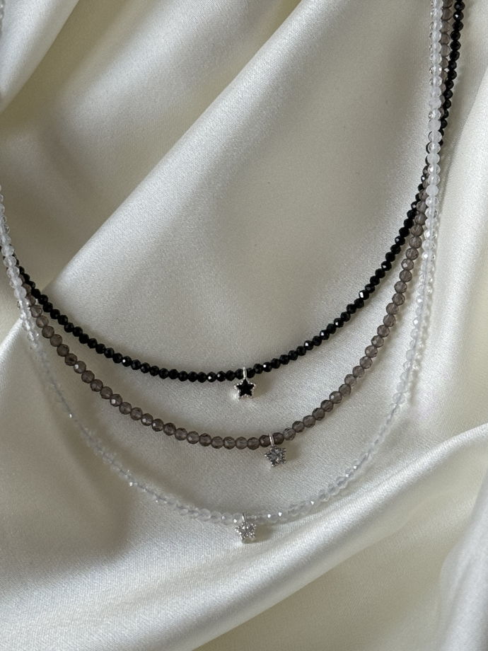 Браслет из натуральных камней со звездочкой