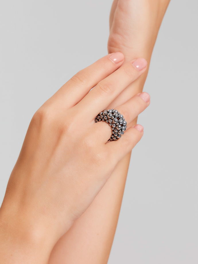 Кольцо женское гибкое из гематита, цвет "серебро"