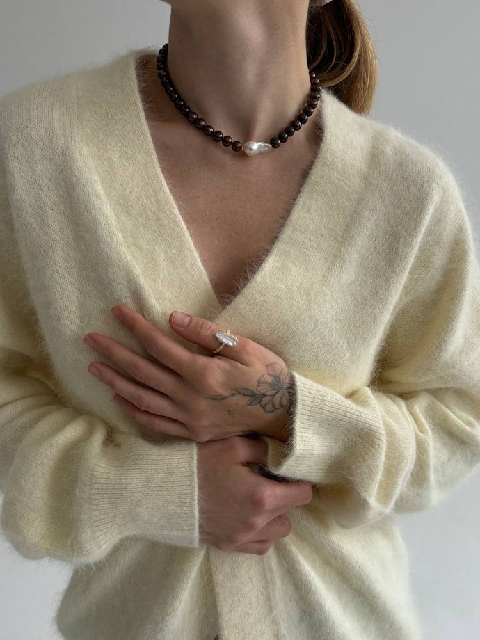 Кольцо из жемчуга с вставкой жемчужина вытянутая