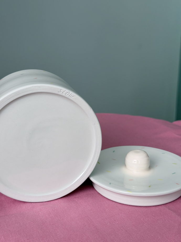 Банка нежно-голубая ручной работы "Леденцы"