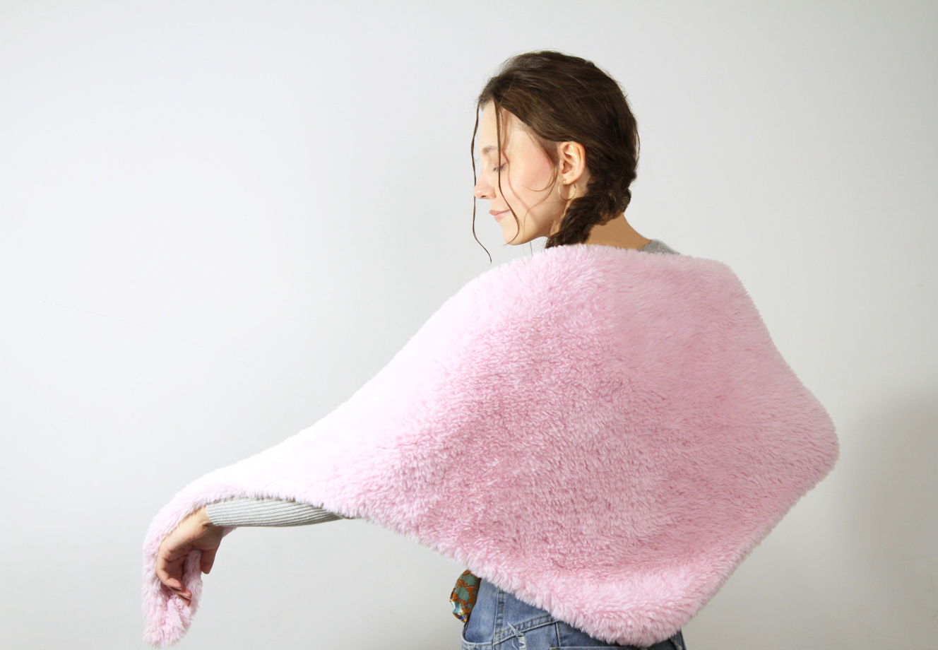 Вязаный Бактус - платок - шаль "Можнопотрогать - Зефирка"