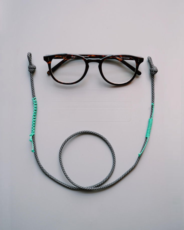 ШНУРОК ДЛЯ ОЧКОВ KNOTTY WORKSHOP LIGHT EMERALD