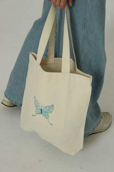 Легкая сумка шоппер с ручной росписью Ice Butterfly