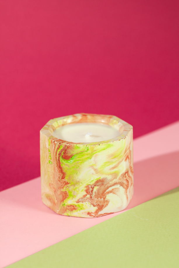 Соевая свеча в гипсовом стакане с хлопковым фитилем, аромат "табак и ваниль"
