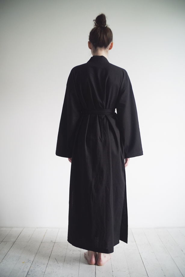 Платье-кимоно длинное черное