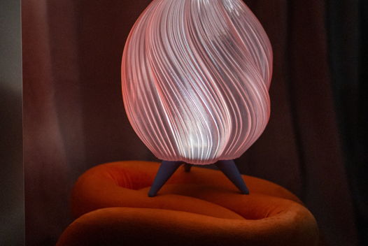 Лампа № 3. Прозрачный розовый торшер