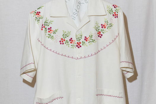 Рубашка с Красными Ягодами/Red Berries Short Sleeve Shirt