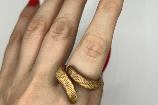 Керамическое кольцо "Земляная змея"