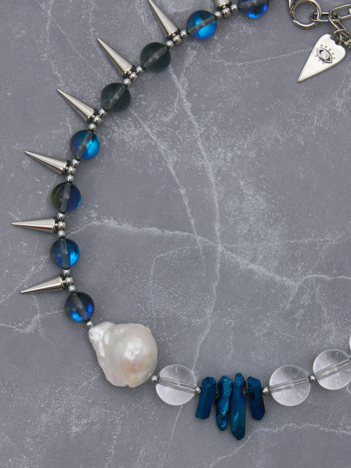 Унисекс колье с жемчугом и шипами