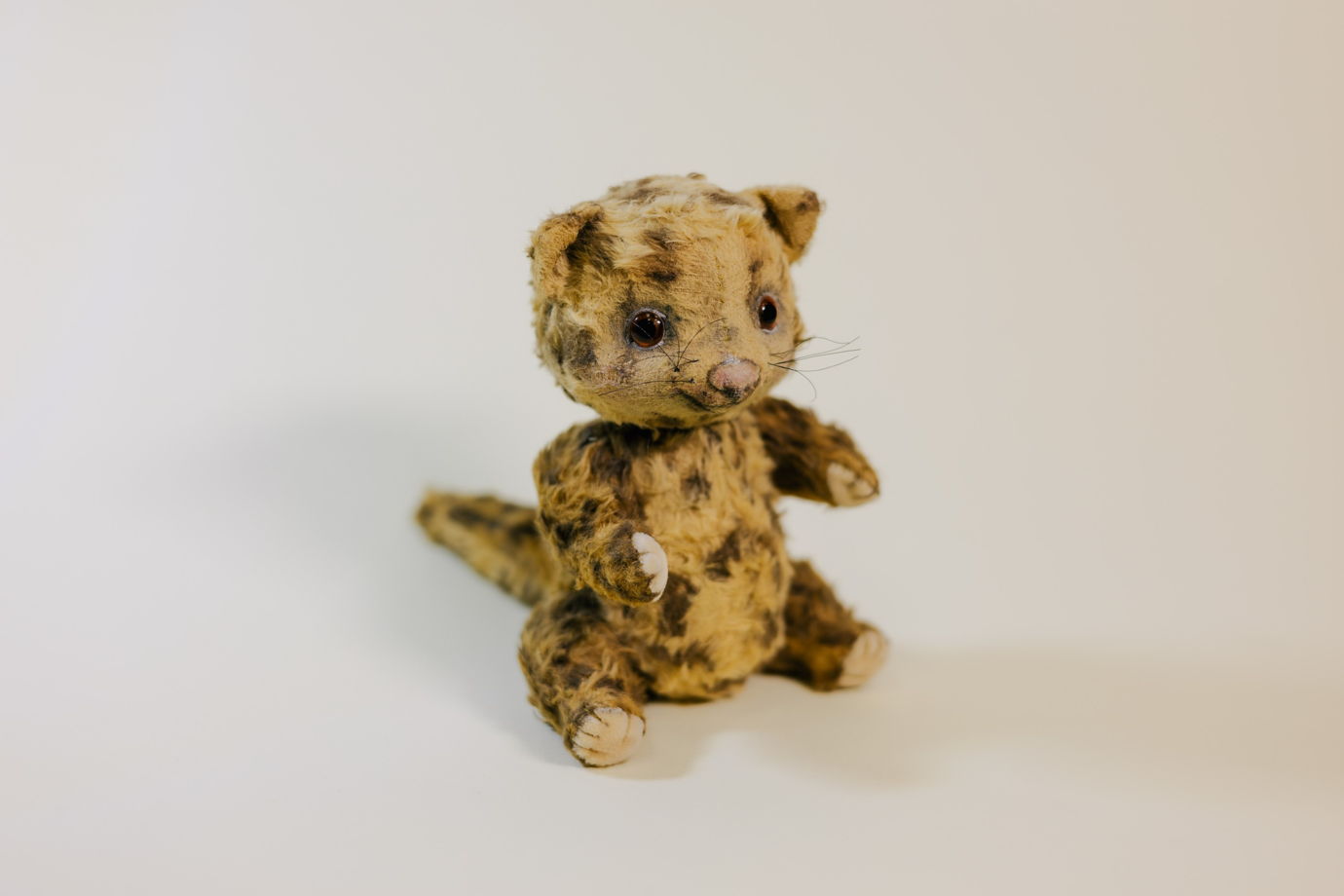 Декоративная игрушка  — "Кот"