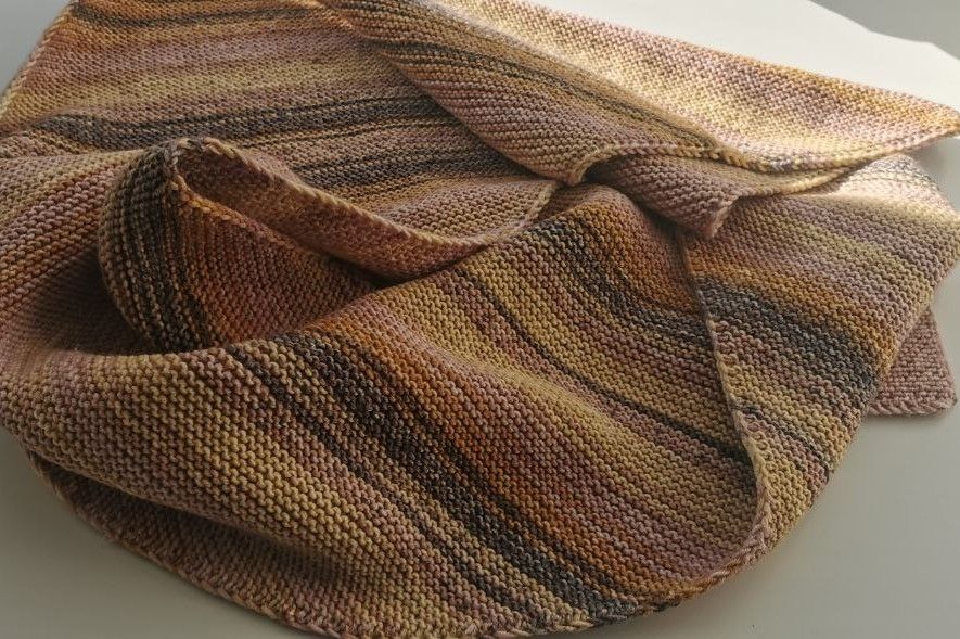 Вязаный шарф женский