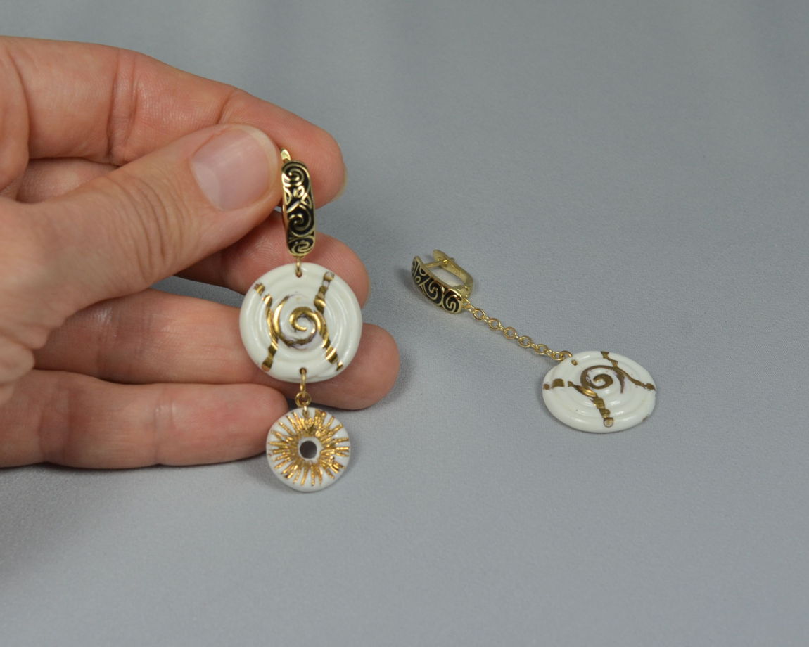 Серьги висюли с подвесками Азия-пончик (эмаль)