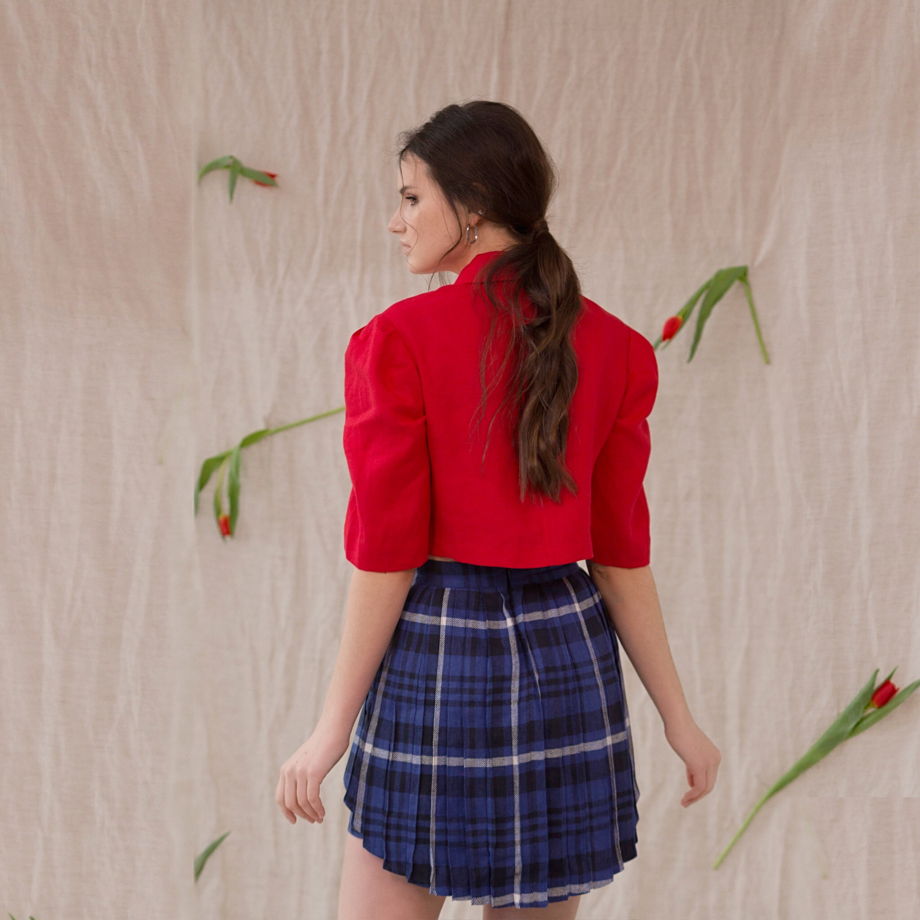 Комплект красная рубашка и юбка  мини прямого кроя в клетку с баской из складок