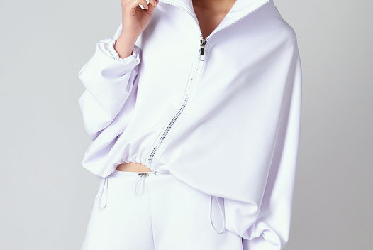 Блейзер-бомбер oversize с высоким воротником