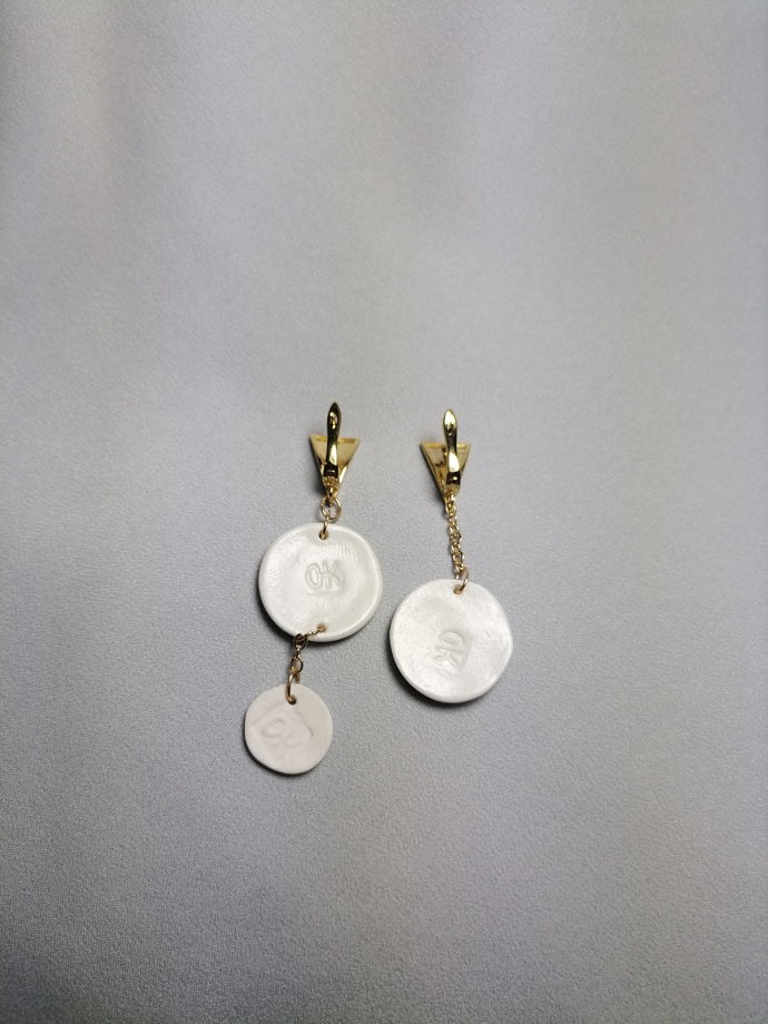 Серьги треугольники с подвеской Азия-Солнце