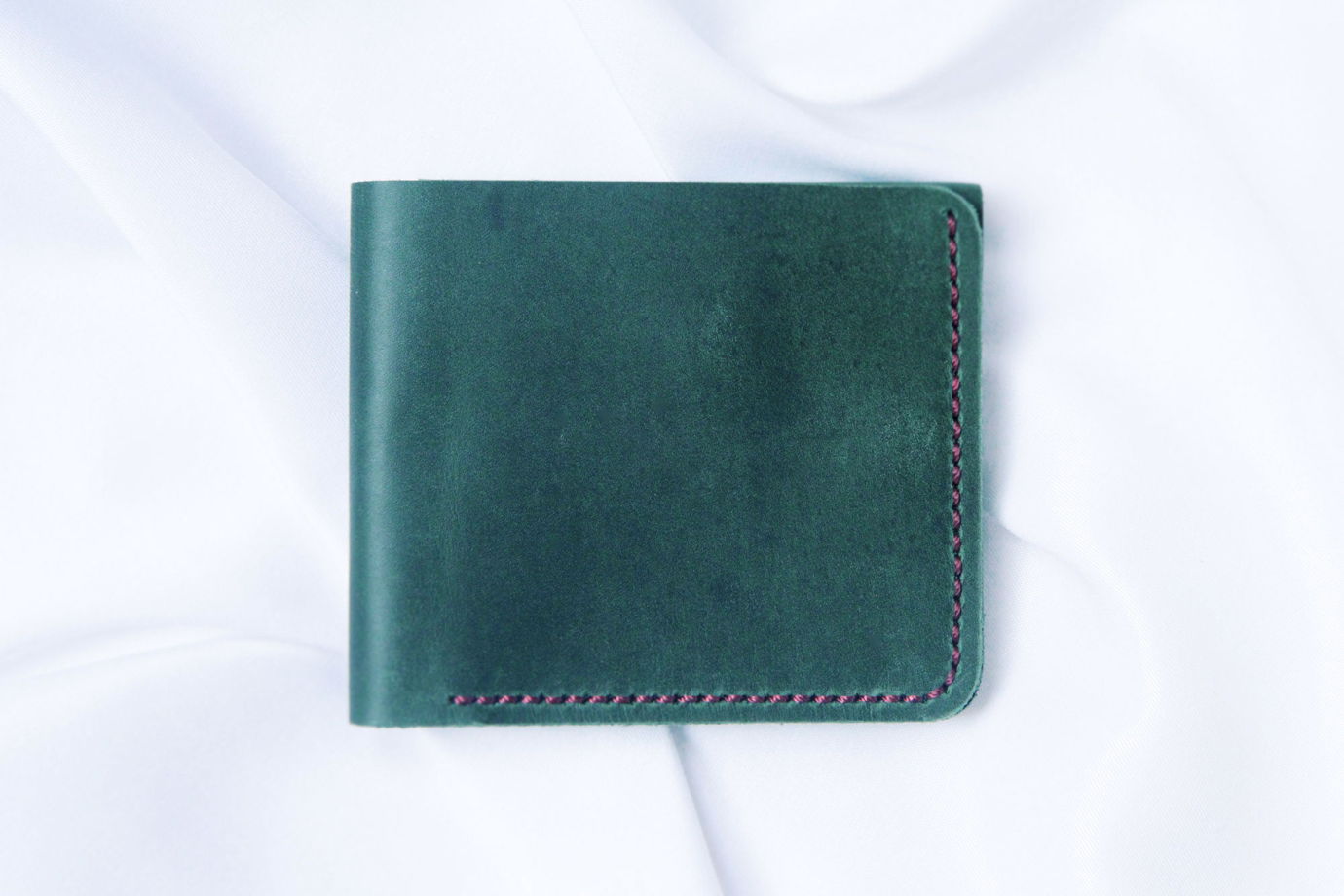 Зеленый кошелек из мягкой натуральной кожи ручной работы Wild Village
