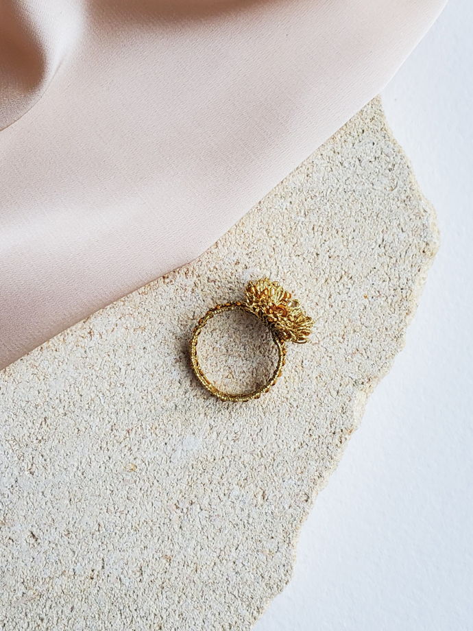 Кольцо золотое плетеное Солнечный цветок, кольцо фриволите